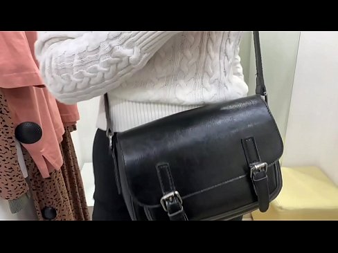 ❤️ ציבור מאַסטערביישאַן פון יונג הור פעראַלבעררי מיט אַ דילדאָ אין די פּאַסן צימער ❤❌  סעקס ביי yi.porno24-7.ru